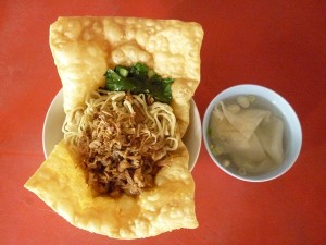 Mie Ayam Pangsit Goreng